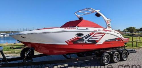 Chaparral 244 Sunesta XTREME fiche technique et avis